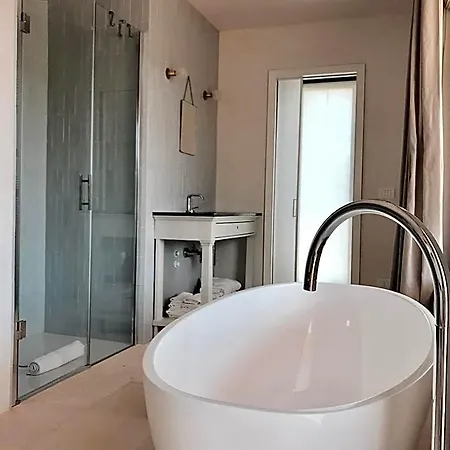 Battimandorlo Hotel Noto